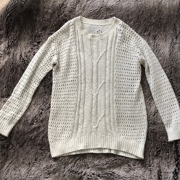Long White Knitted Sweater - Picture 1 of 4